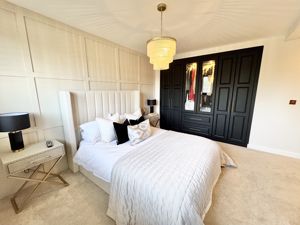 Photo 25- click for photo gallery